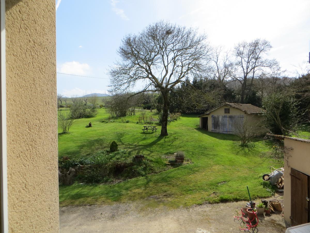 La Maire Bed and Breakfast Saint-Victor-Rouzaud Esterno foto